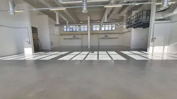 Czyszczenie hal magazynowych
